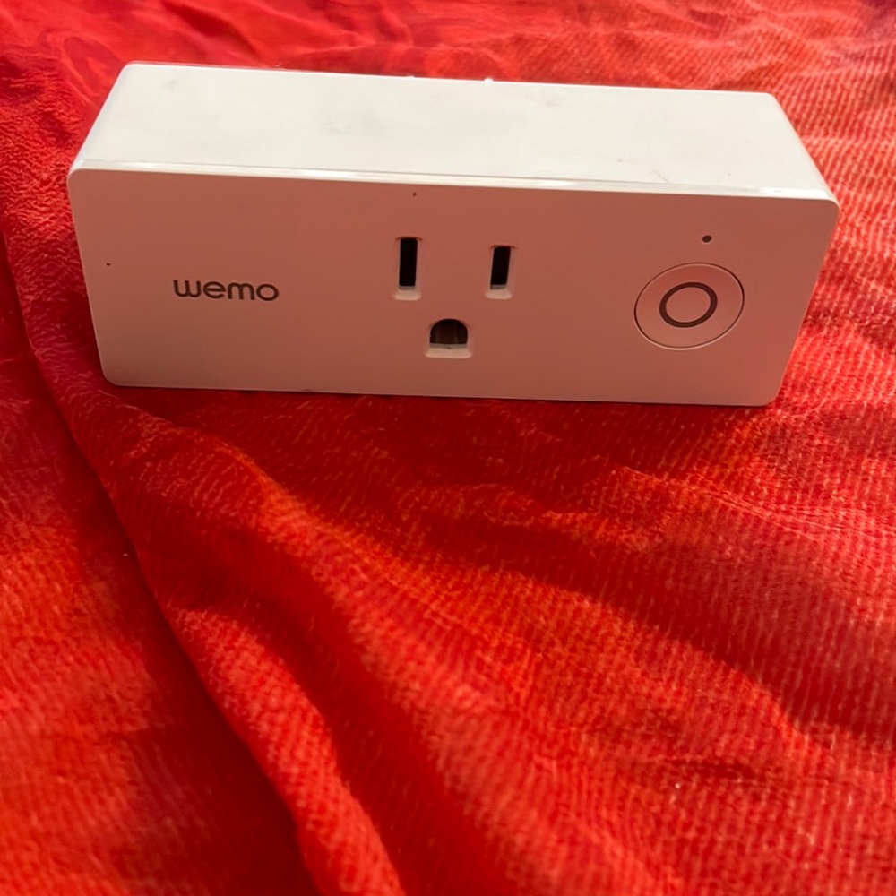 Wemo mini white plug